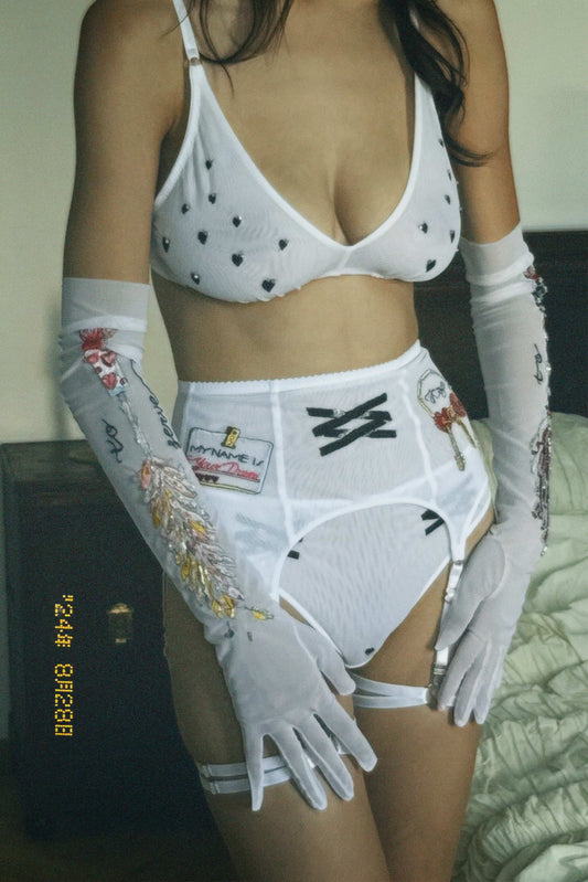 Maid's Suspender Belt