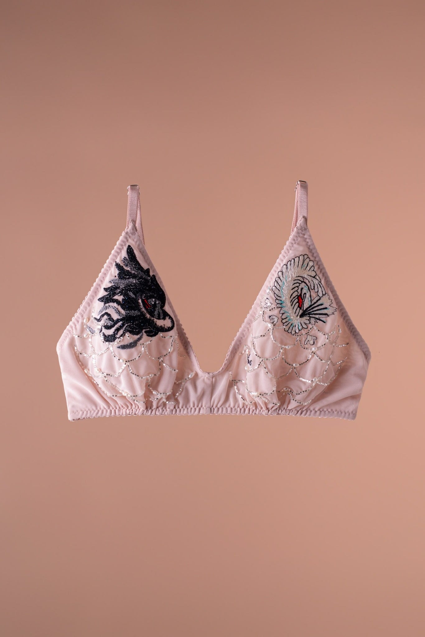 10 creative and unusual bra designs - Design Swan